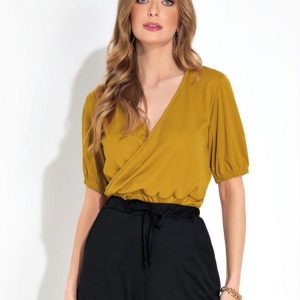 Cropped Caramelo com Decote Transpassado